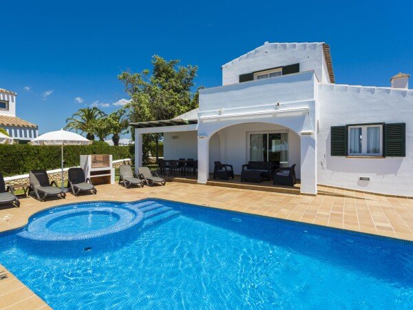 Villa 3 Schlafzimmer, mit Pool