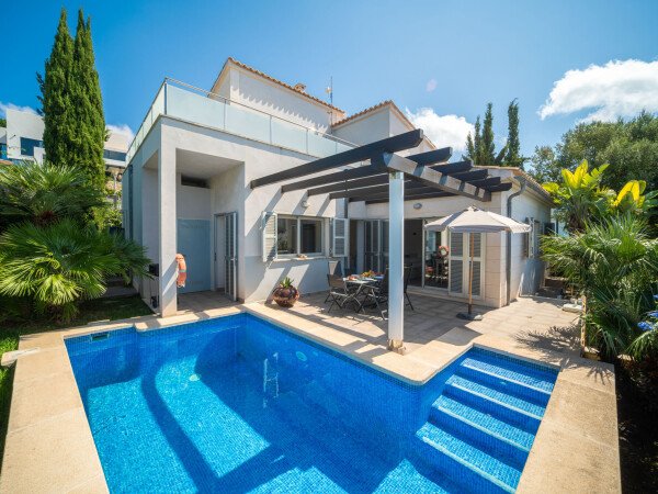 Villa 3 Schlafzimmer, mit Pool