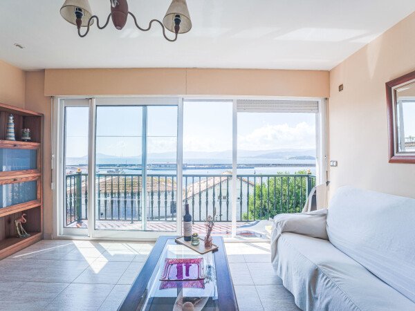 Appartamento 3 camere, con vista mare