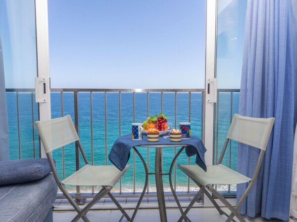Apartamento 1 habitación, con vista al mar