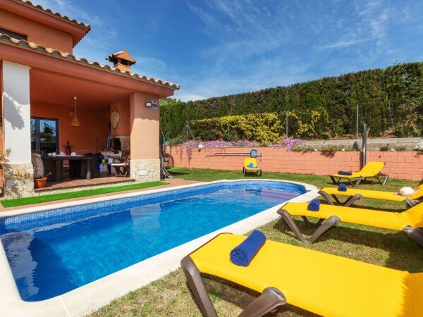 Ferienhaus 4 Schlafzimmer, mit Pool