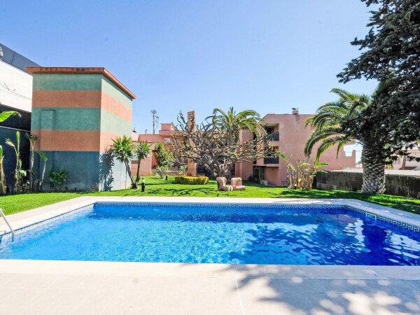 Wohnung 2 Schlafzimmer, mit Pool
