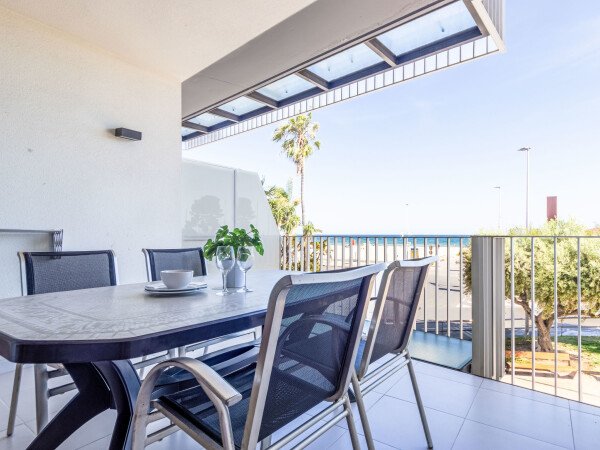 Apartamento 1 habitación, con vista al mar