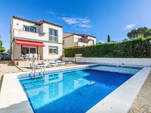 Casa 5 habitaciones, con piscina