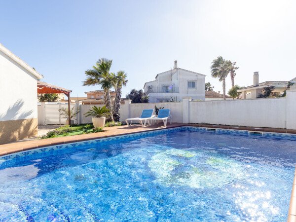 Casa 4 habitaciones, con jacuzzi