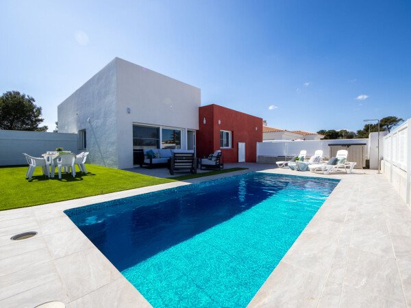 Villa 3 habitaciones, con piscina