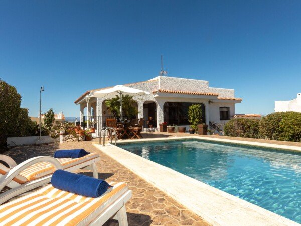 Maison de campagne confortable, 3 chambres, avec vue sur mer