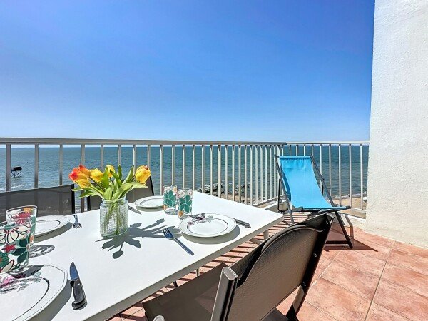 Résidence cozy, 2 chambres, avec vue sur mer