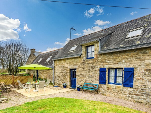 Maison de campagne confortable, 2 chambres, avec parking