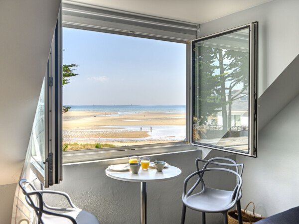 Appartement confortable, 3 chambres, avec vue sur mer