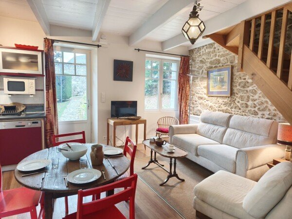 Maison de campagne confortable, 2 chambres, avec jardin