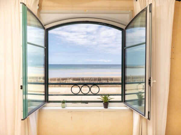Studio confortable, 1 chambre, avec vue sur mer