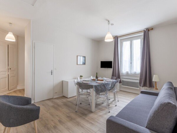 Résidence 2 chambres, avec jardin