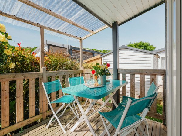 Chalet 2 chambres, avec piscine