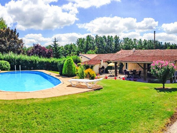 Maison de campagne cozy, 3 chambres, avec piscine