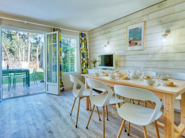 https://lkb-images.s3.rbx.io.cloud.ovh.net/interhome/fr/FR3350.252.2/001.jpg