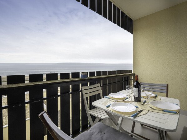Loft chic, 1 chambre, avec vue sur mer