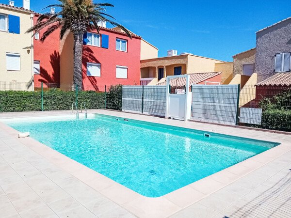 Résidence moderne, 3 chambres, avec piscine