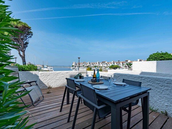 Résidence 2 chambres, avec piscine