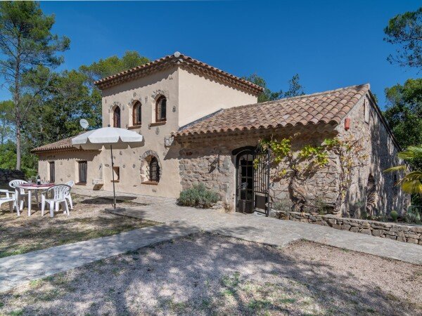 Maison de campagne 4 chambres, avec piscine
