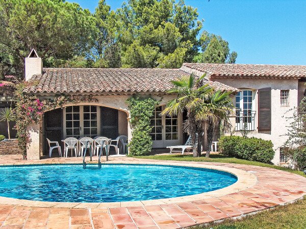 Villa 4 chambres, avec piscine