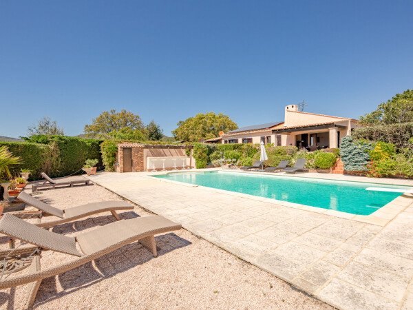 Maison de campagne confortable, 3 chambres, avec piscine