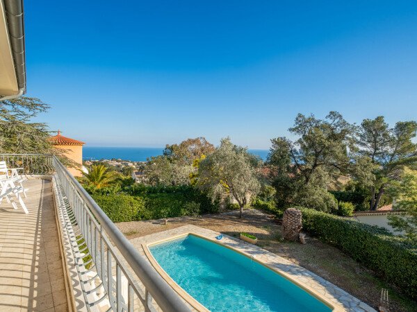 Maison de campagne moderne, 4 chambres, avec vue sur mer