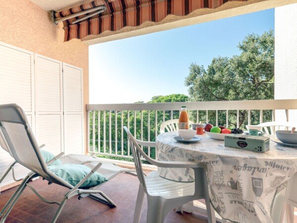 Résidence confortable, 1 chambre, avec jardin