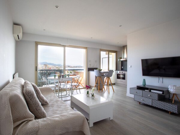 Loft moderne, 1 chambre, avec climatisation