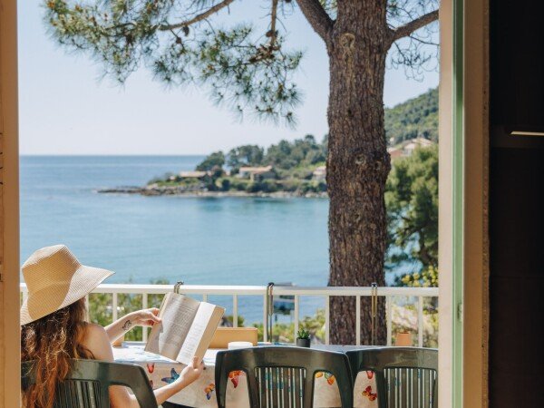 Residence 1 camera, con vista mare