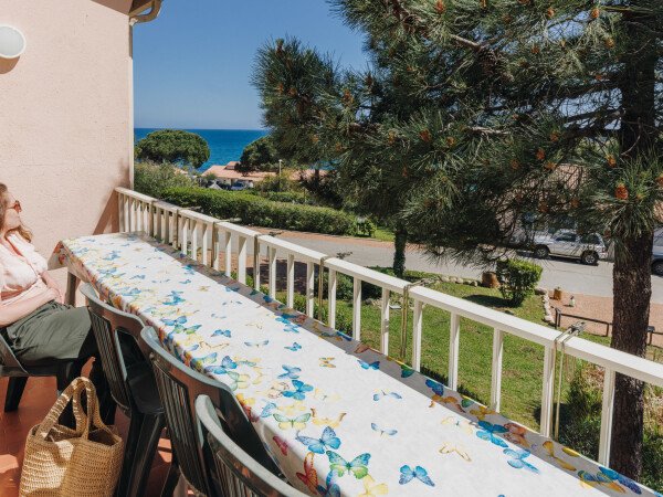 Residence 2 camere, con vista mare