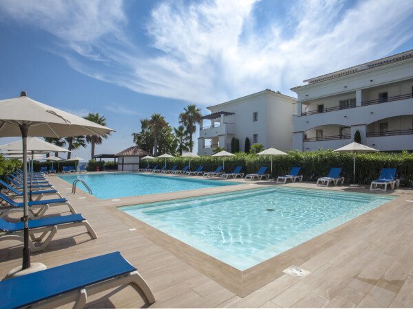 Loft 2 chambres, avec piscine
