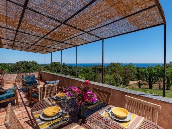 Résidence confortable, 3 chambres, avec vue sur mer