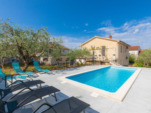 Wohnung 3 Schlafzimmer, mit Pool