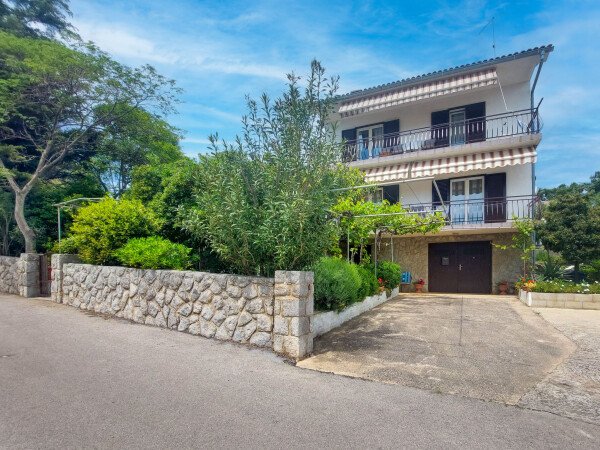 Appartamento 2 camere, con giardino