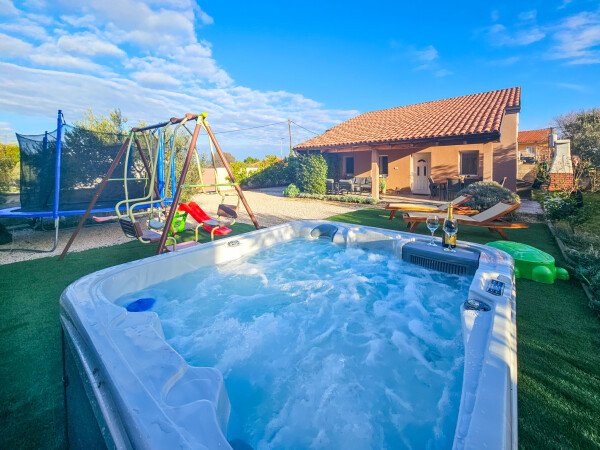 Ferienhaus 2 Schlafzimmer, mit Whirlpool