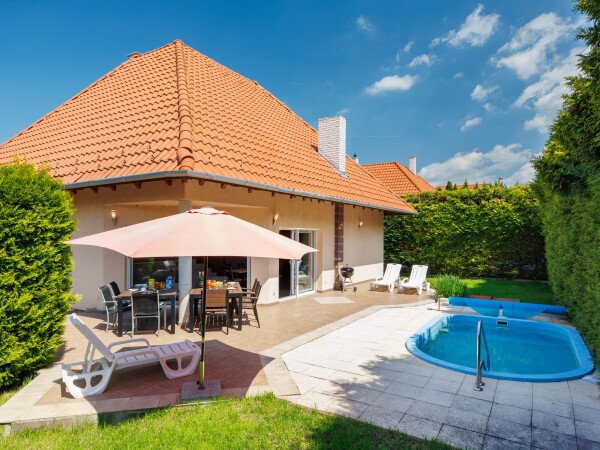 Villa 4 Schlafzimmer, mit Pool