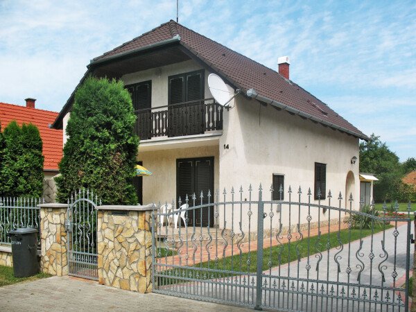 Ferienhaus 4 Schlafzimmer, mit Pool