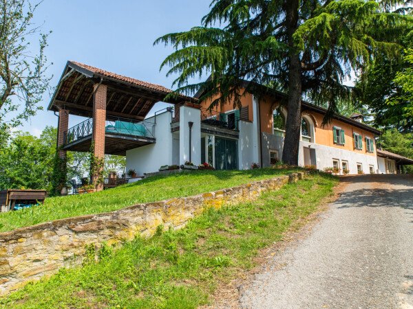 Casa 5 camere, con idromassaggio