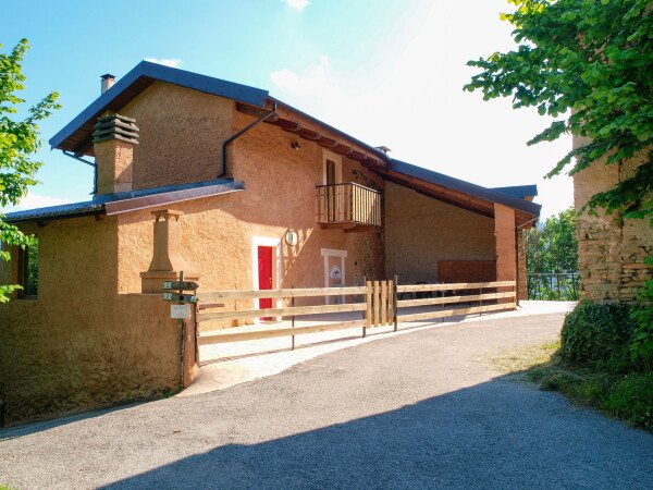 Maison de campagne confortable, 2 chambres, avec jacuzzi