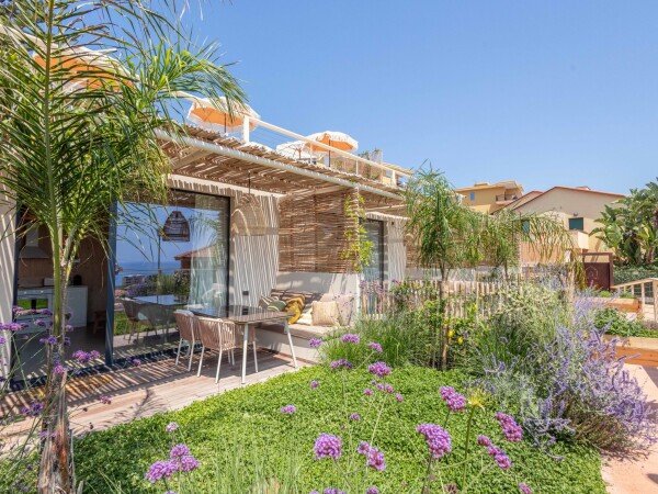 Residence 2 camere, con vista mare