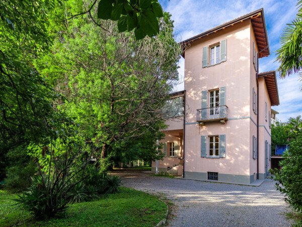 Villa 7 camere, con piscina