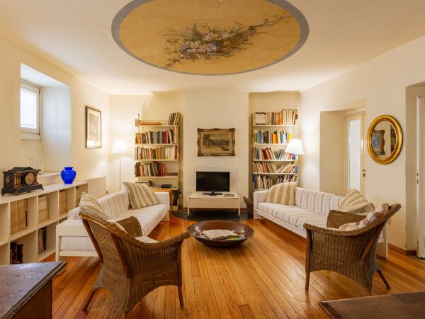 Casa 3 camere, con giardino