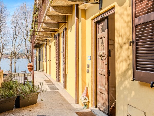 Appartamento 1 camera, con giardino