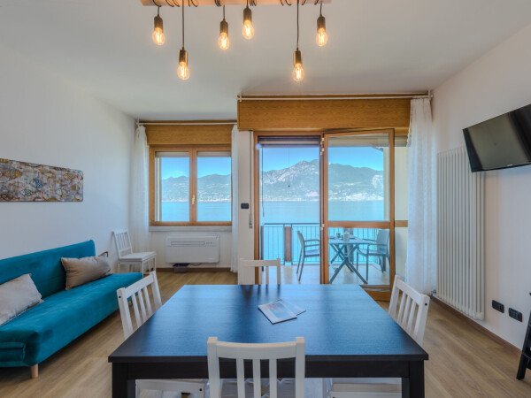 Appartamento 1 camera, con giardino