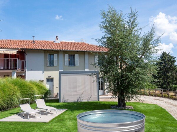 Casa 2 camere, con piscina