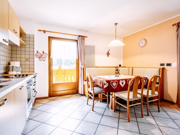 Wohnung 4 Schlafzimmer, mit WLAN