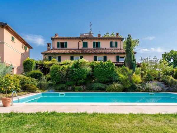 Villa 5 camere, con piscina