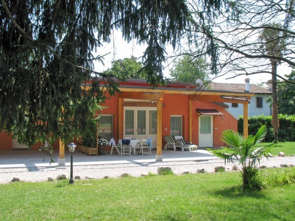 Appartamento 1 camera, con giardino