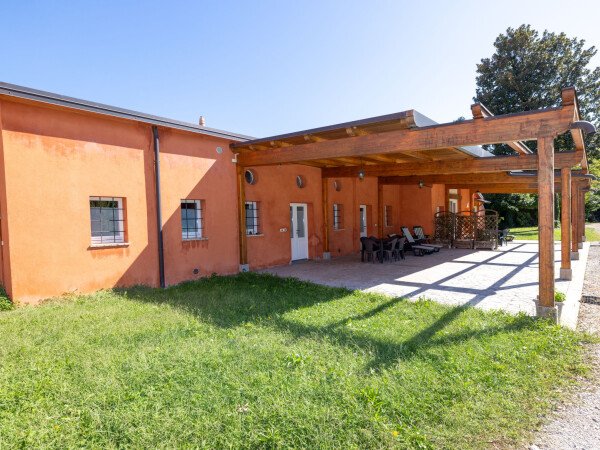 Appartamento 1 camera, con giardino